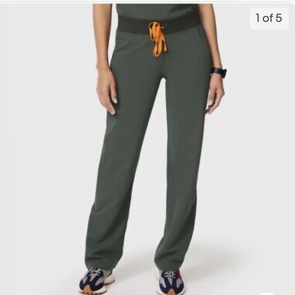Livingston basic Fig scrub pants